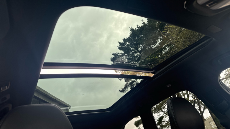 Volvo XC60 2.0 B5P Ultra Black Edition 5dr AWD Geartronic Petrol Estate